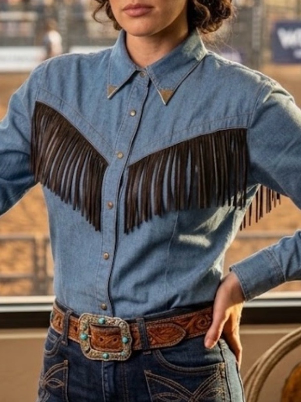 Vintage Western Fringed Denim Shirt Women M Blue Metallic Collar Tip Cowgirl 80s